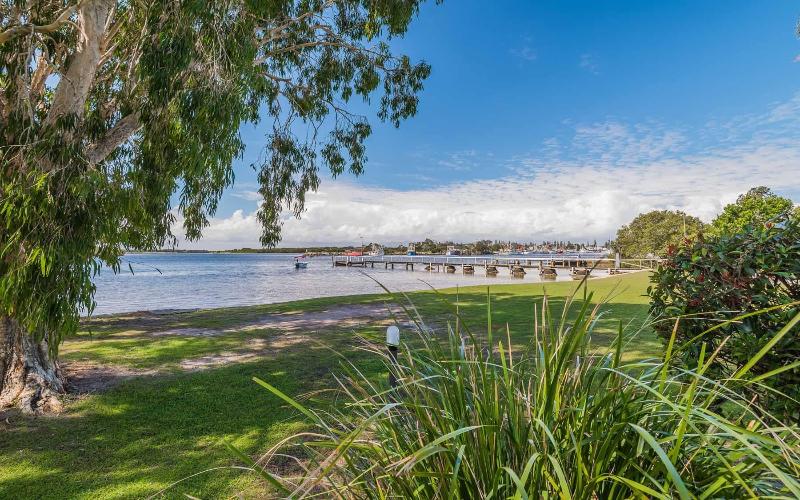 Moby Dick Waterfront Resort Motel