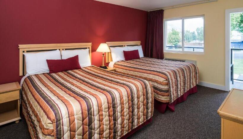 汽车旅馆  Sahara Courtyard Inn Penticton