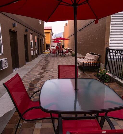 汽车旅馆  Sahara Courtyard Inn Penticton