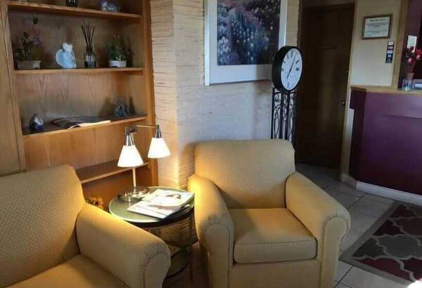 فندق على الطريق Travel Inn