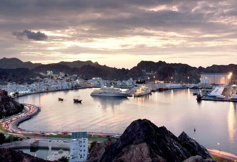 Muscat Hotel & Apartment