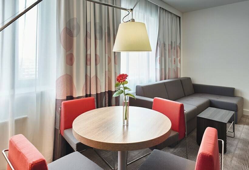 Novotel Moscow Kievskaya