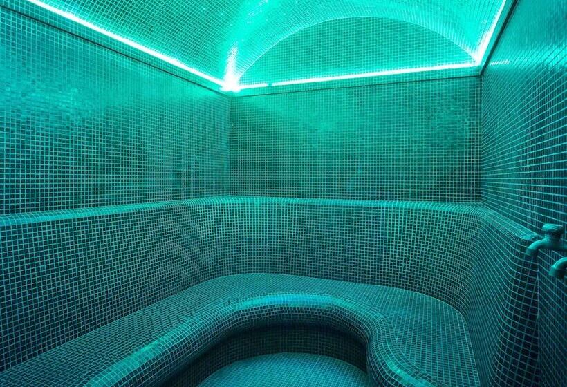 Novotel Moscow Kievskaya