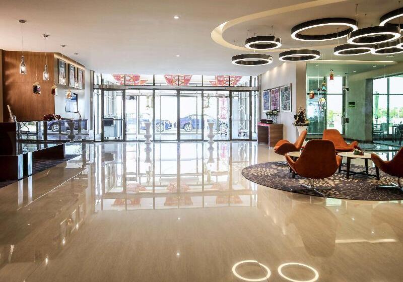 Novotel Yanbu Albahr