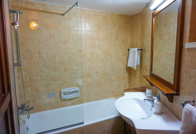 Omodos Village Houses - Pantelis  & Olga &  Marios &  Iacovos