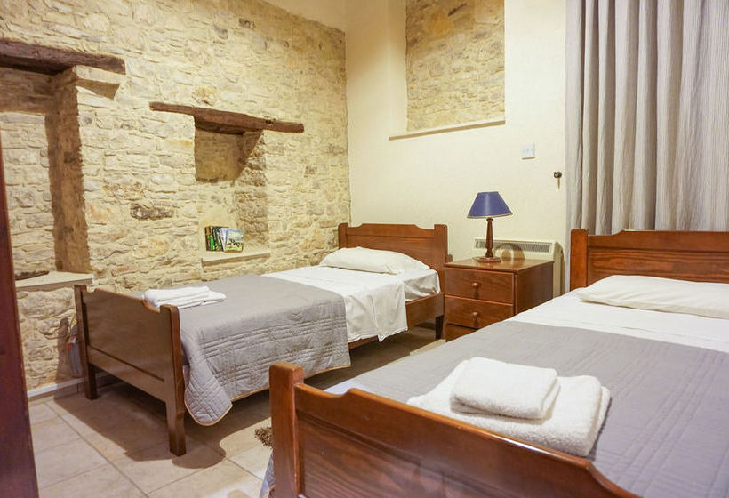 Omodos Village Houses - Pantelis  & Olga &  Marios &  Iacovos