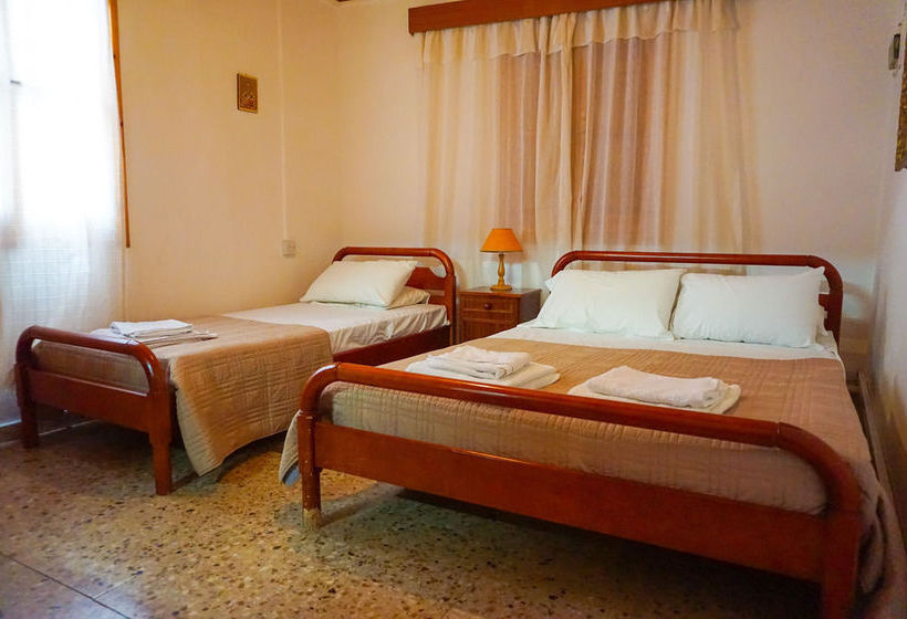 Omodos Village Houses - Pantelis  & Olga &  Marios &  Iacovos