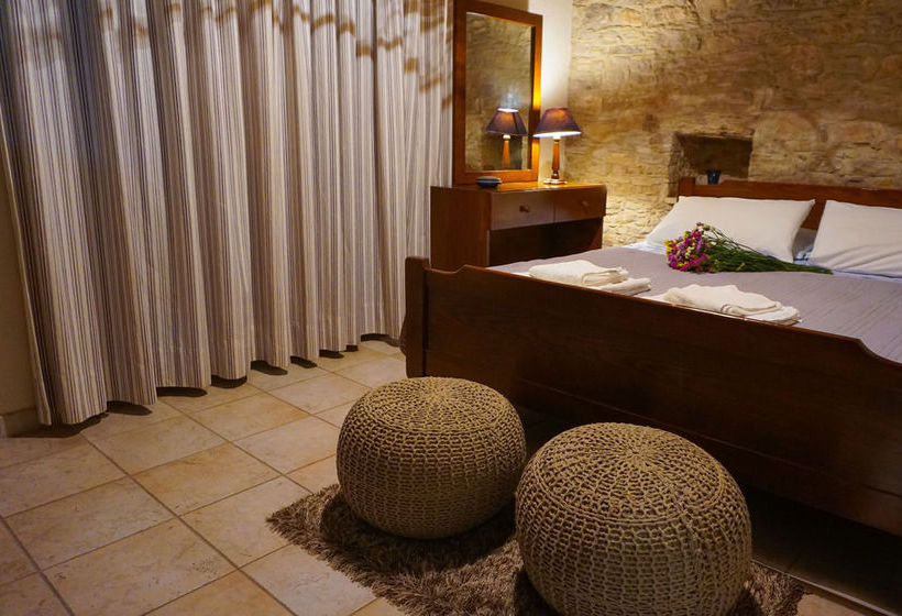 Omodos Village Houses - Pantelis  & Olga &  Marios &  Iacovos