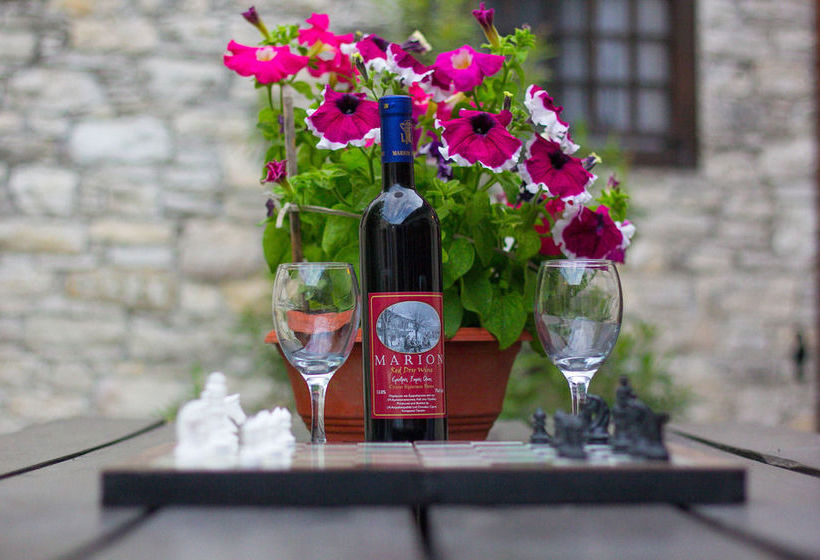 Omodos Village Houses - Pantelis  & Olga &  Marios &  Iacovos