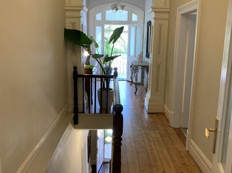 פנסיון Arundel S Boutique Accommodation