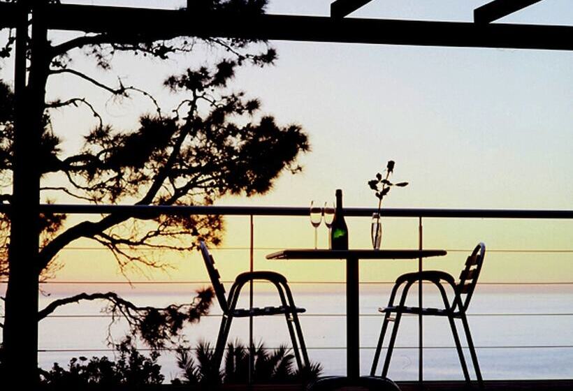 פנסיון Atlantic House