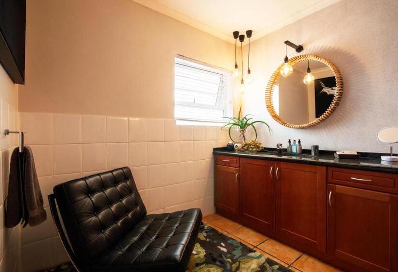 پانسیون Beach Villa Wilderness