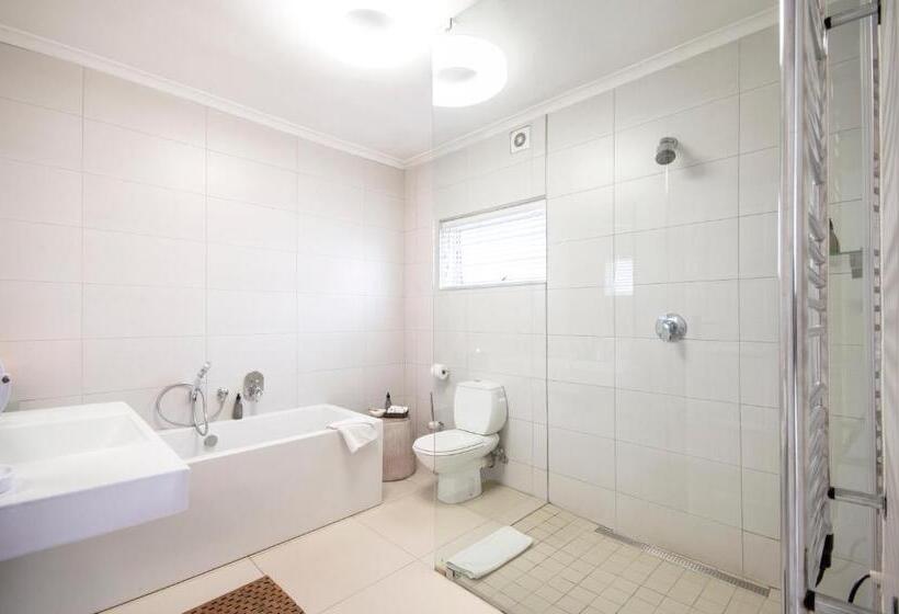 پانسیون Beach Villa Wilderness