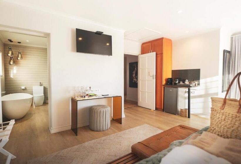 پانسیون Beach Villa Wilderness