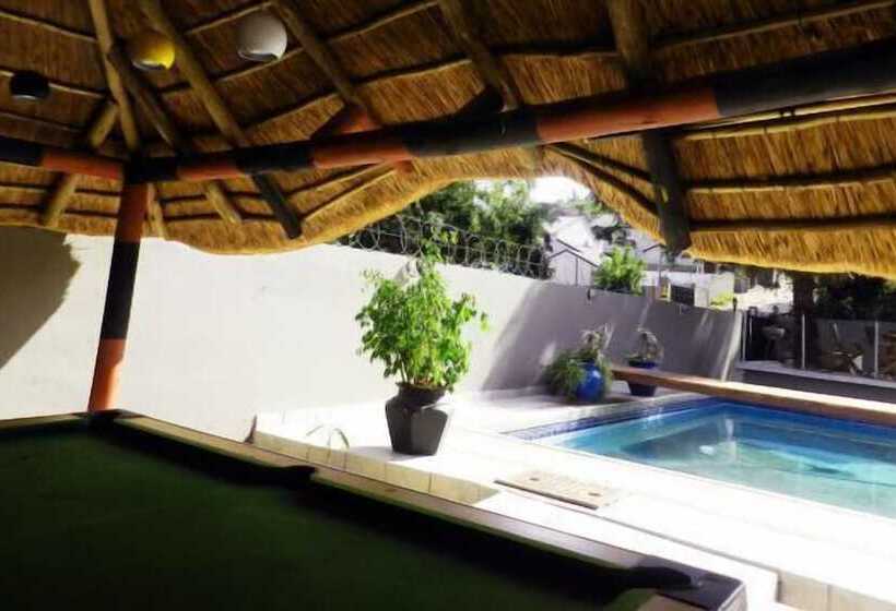 펜션 At Blackwood Guesthouse