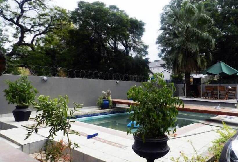 펜션 At Blackwood Guesthouse