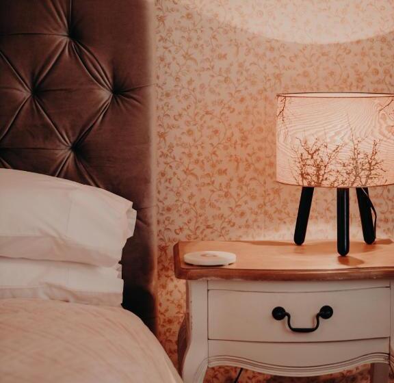 ペンション Genesta House