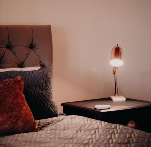 ペンション Genesta House