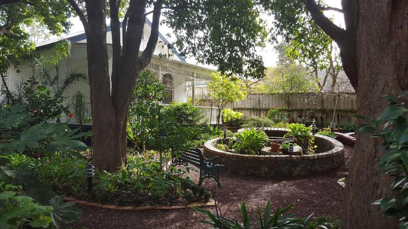 ペンション Genesta House