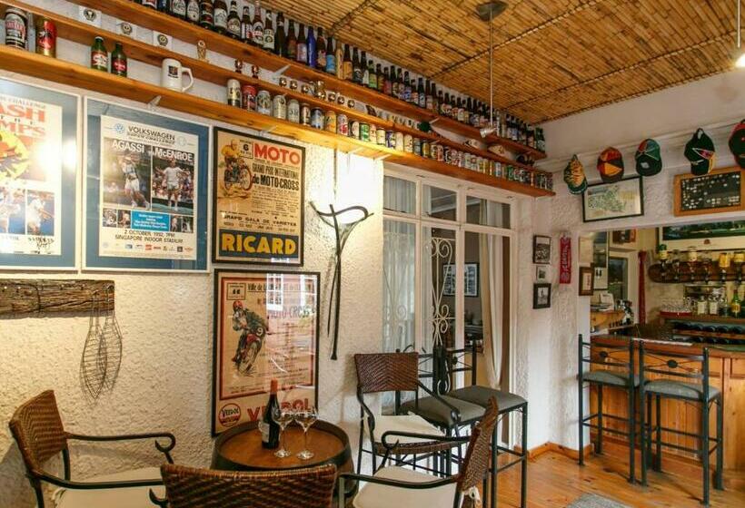 پانسیون Gumtree Guest House