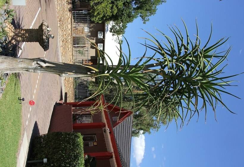 پانسیون Gumtree Guest House