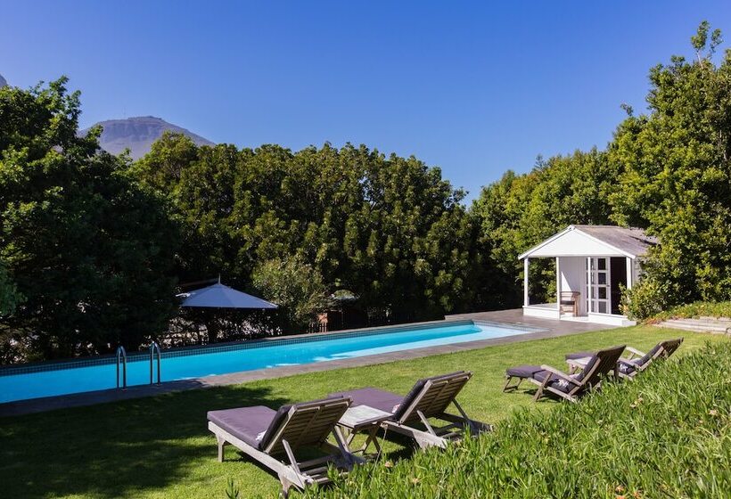 펜션 Kronendal Heritage