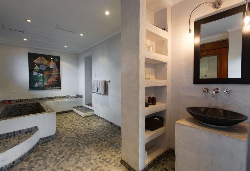 펜션 Kronendal Heritage