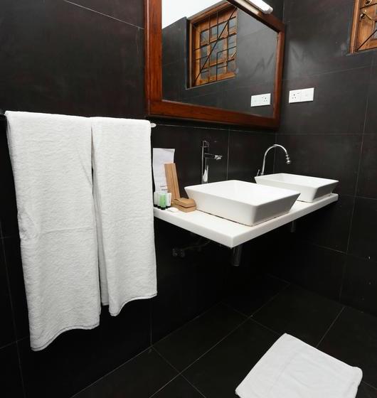 Пансион Pharo Lake