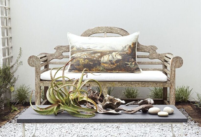 Пансион Leisure Isle Lodge