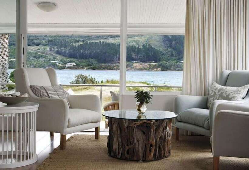 Пансион Leisure Isle Lodge