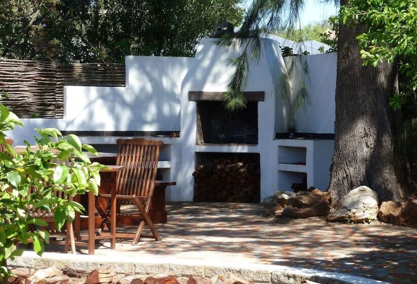 פנסיון Marula Lodge