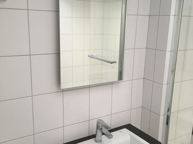 פנסיון Mousetrap