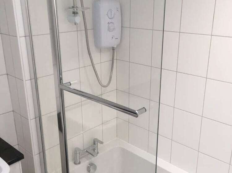 פנסיון Mousetrap