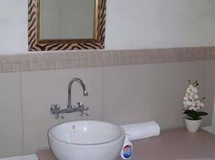 펜션 Nomndeni De La Changuion