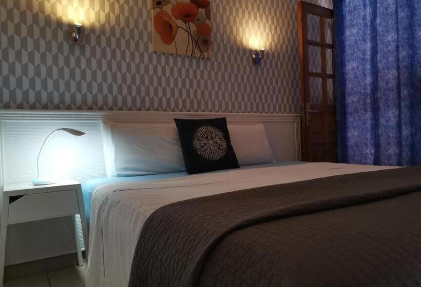 Rainbow Golf - Gay Men Only Resort