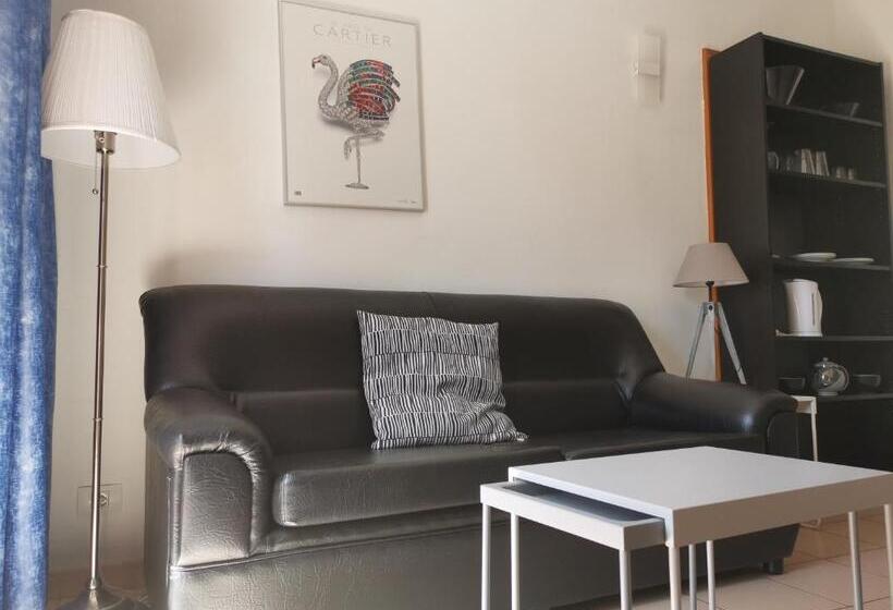 Rainbow Golf - Gay Men Only Resort