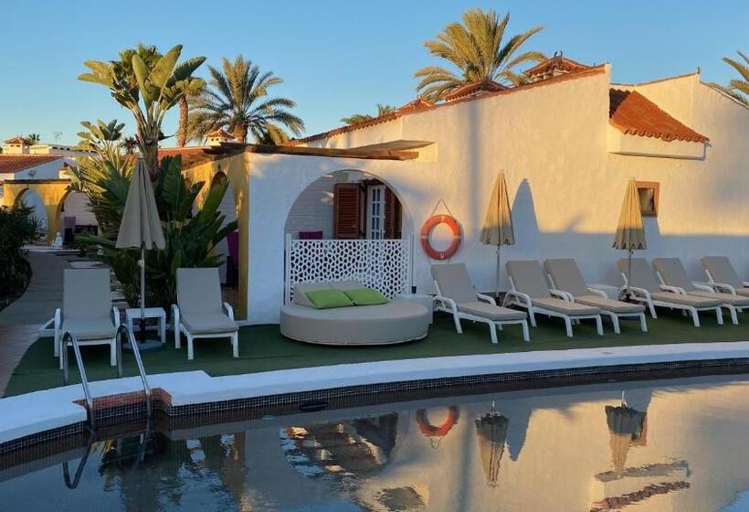 Rainbow Golf - Gay Men Only Resort