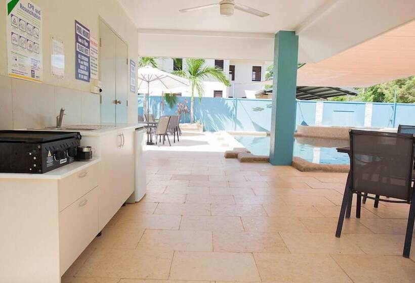 Seaforth Apartments
