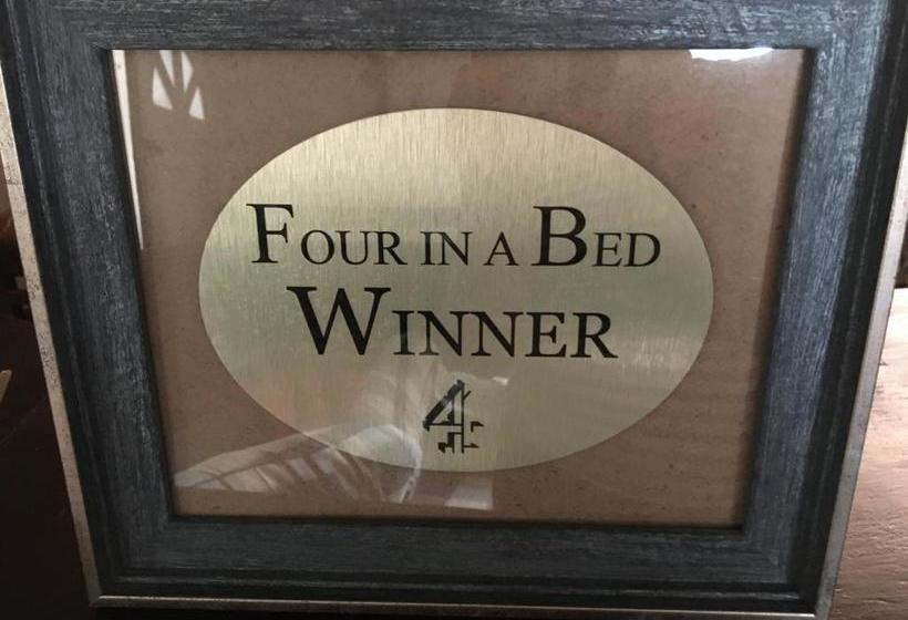 The Crown Inn Grewelthorpe