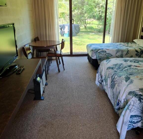 Toora Lodge Motel