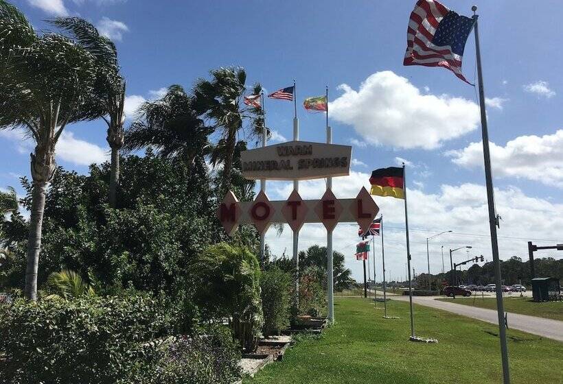 Warm Mineral Springs Motel