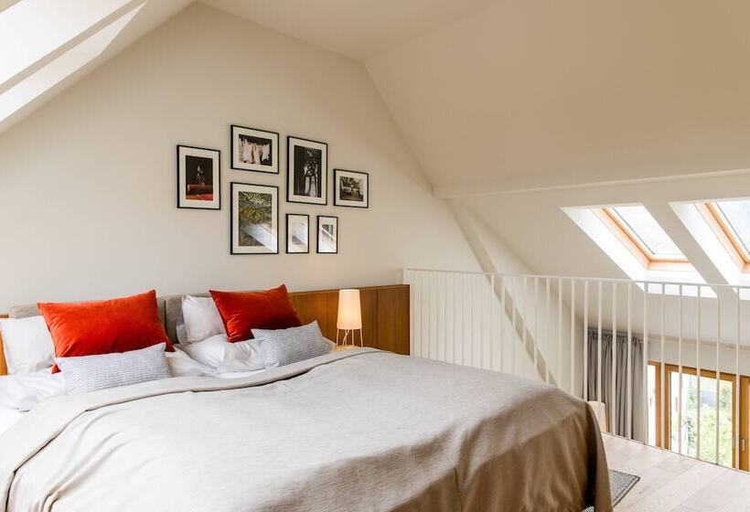 هتل Landgut Am Pößnitzberg