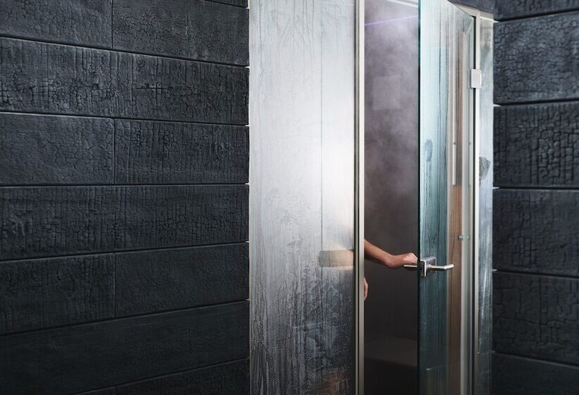 هتل Landgut Am Pößnitzberg