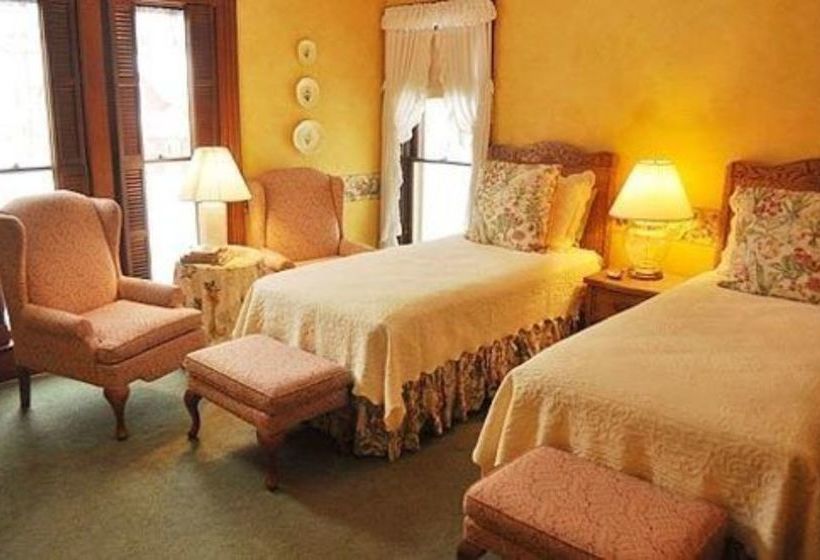 White Swan Inn Bed & Breakfast