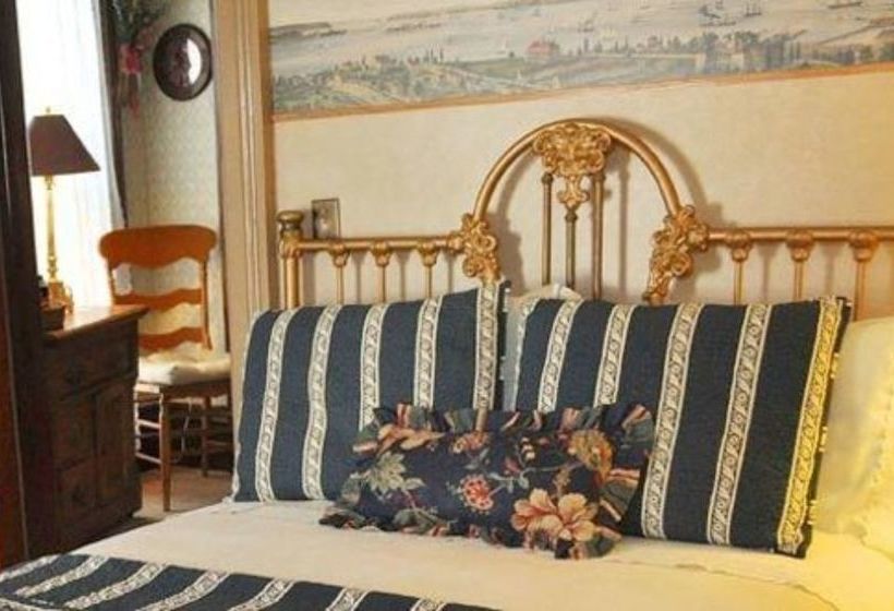 White Swan Inn Bed & Breakfast