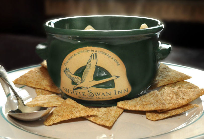 White Swan Inn Bed & Breakfast