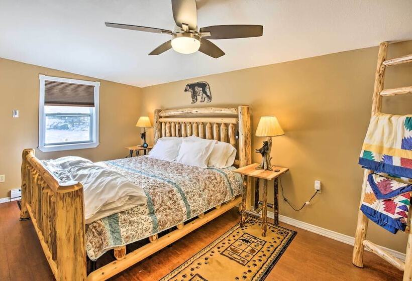 4 Season, Waterfront Houghton Lake House W/ Dock!