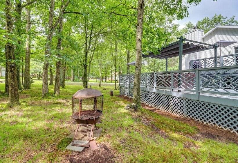 Albrightsville Home Near Big Boulder!