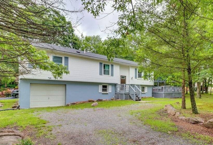 Albrightsville Home Near Big Boulder!