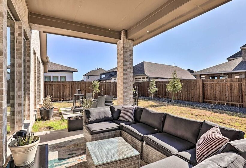 Artsy East Austin Manor W/ Fire Pit < 1 Mi To Golf